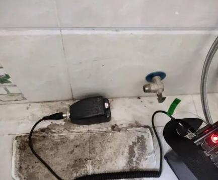 正阳屋顶漏水维修公司分享下卫生间漏水的危害及解决方法